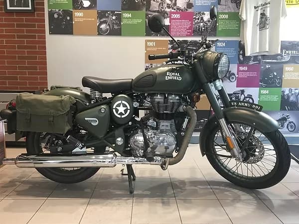Royal Enfield Classic verte finition US Army