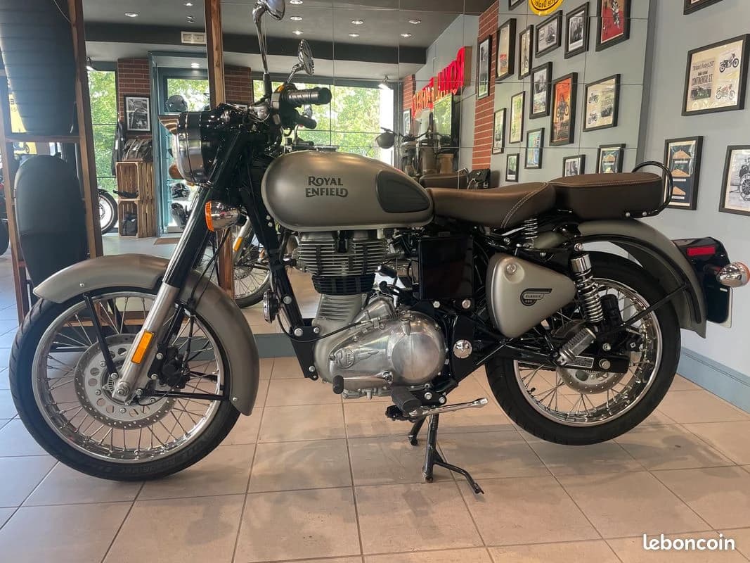 Royal Enfield Classic 500